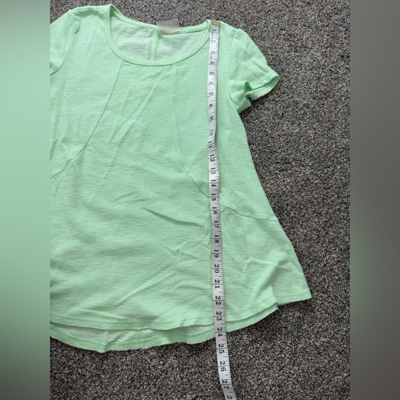 Calvin Klein performance quick dry lime green light mint short sleeve top - Picture 6 of 7